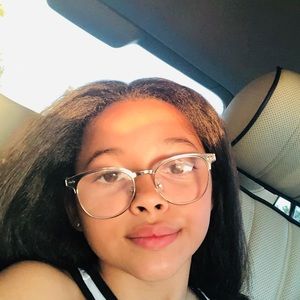 Meet your Posher, Royale